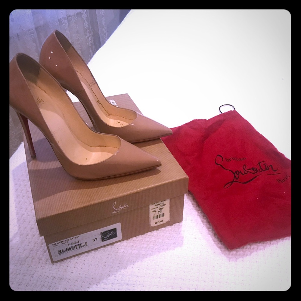 Christian Louboutin So Kate Nude Heel